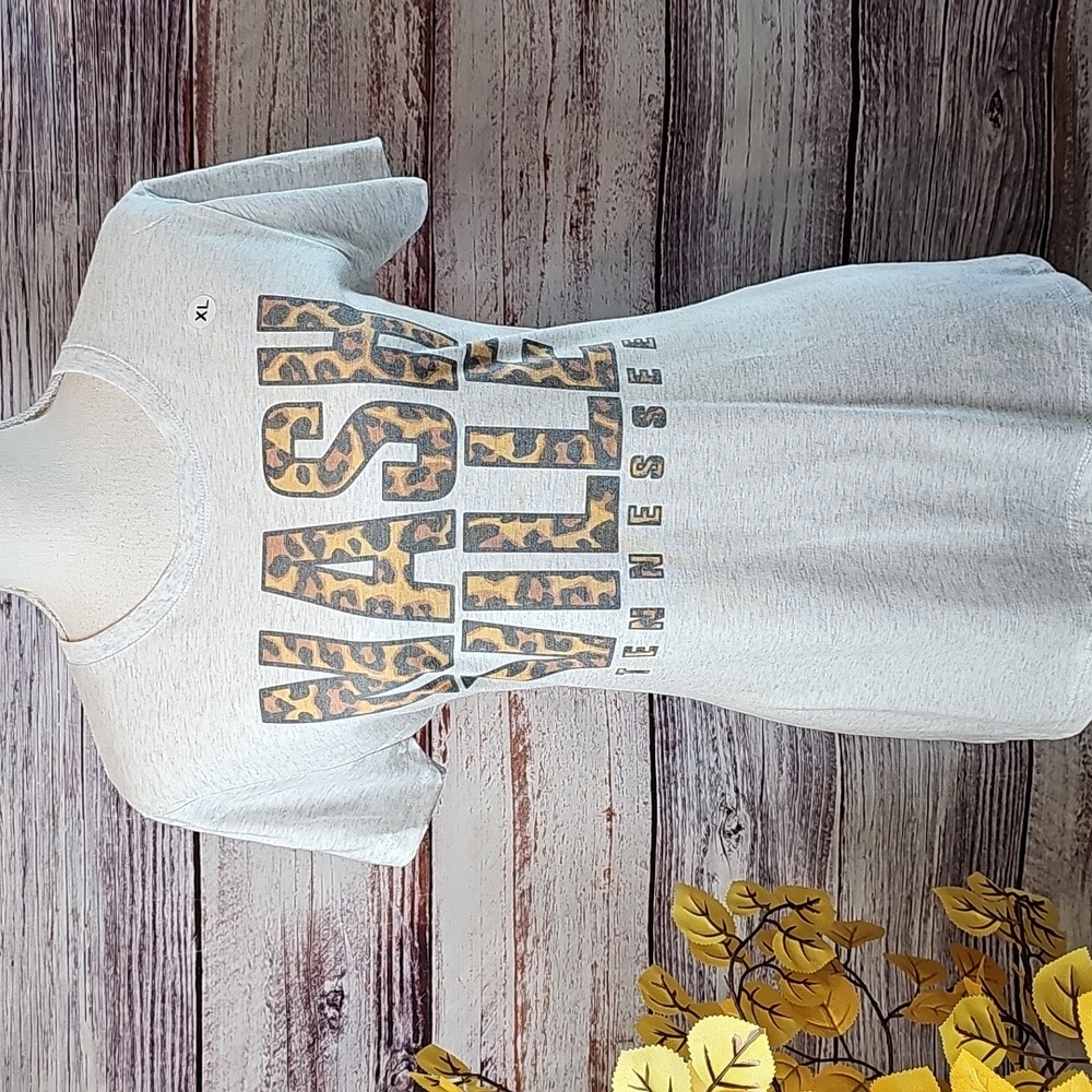 NWT HEATHER GRAY SHORT SLEEVE LEOPARD PRINT NASHVILLE TENNESSEE CREWNECK TEE - Picture 2 of 11